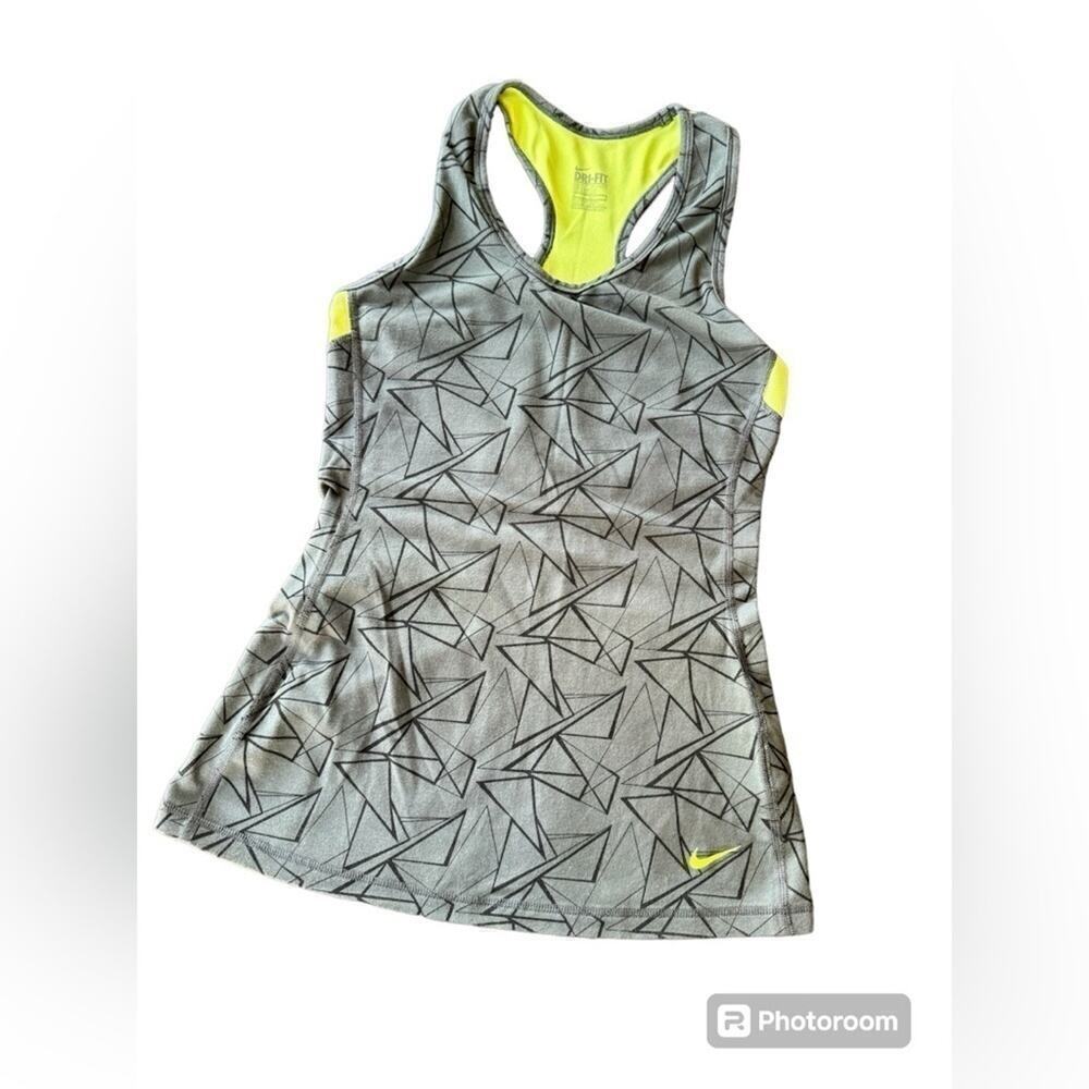 Nike Dry Fit Tank Top Womens Size Medium Trainer Workout Top Gray and Yellow - Picture 1 of 7